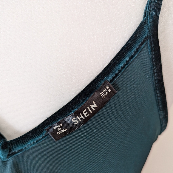 Emerald Green Stretch Velvet Cami / Tank Top - Picture 5 of 7